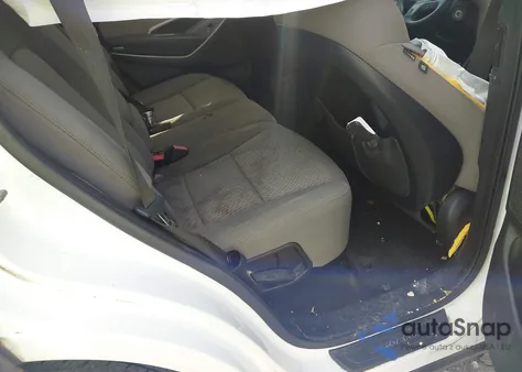 2015 Hyundai Santa Fe Sport 2.4L from USA, damaged, VIN 5XYZT3LB5FG271068